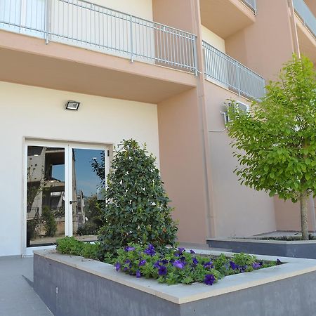Albergo " Il Gattopardo" Di Esposito Carmela & C Sas Sant'Arcangelo  Eksteriør bilde